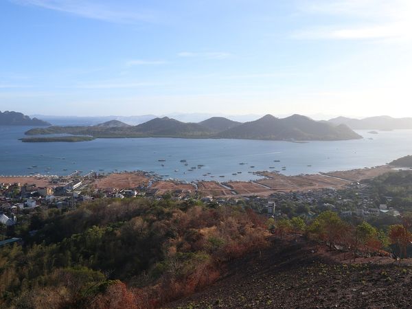 Coron, Palawan (Wikimedia Commons, CC BY-SA 2.0 / 4.0)