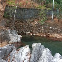 Pool at Maquinit Hot Springs, Coron (Wikimedia Commons, CC0)