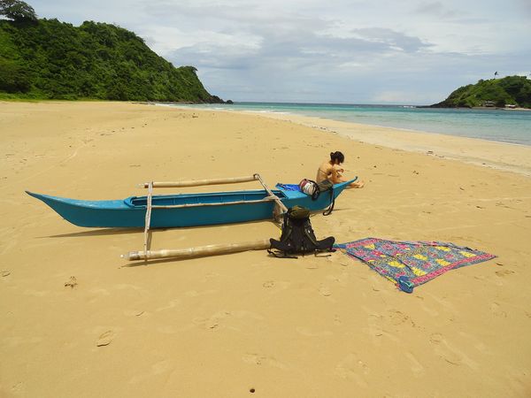 Nacpan Beach, El Nido (Wikimedia Commons, CC BY 2.0)