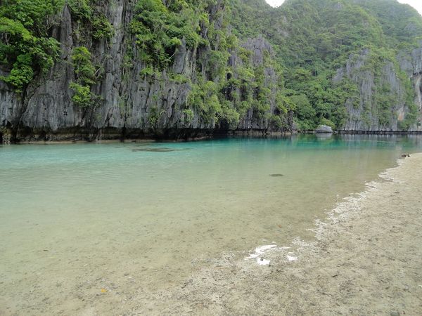 Big Lagoon, El Nido (Wikimedia Commons, CC BY 2.0)