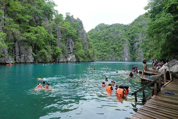 Kayangan Lake, Coron (Wikimedia Commons, CC BY-SA 4.0)