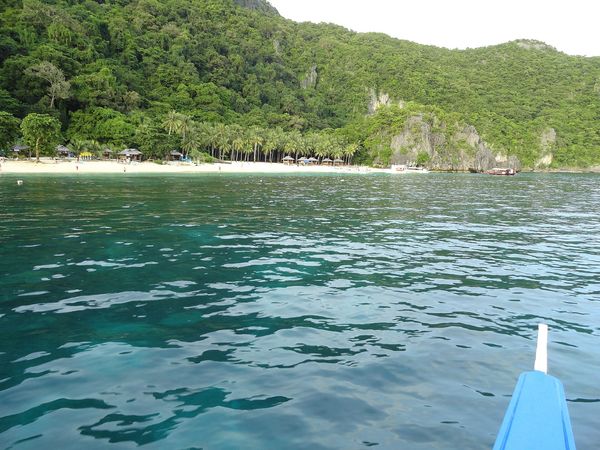 Seven Commandos Beach, El Nido (Wikimedia Commons, CC BY 2.0)